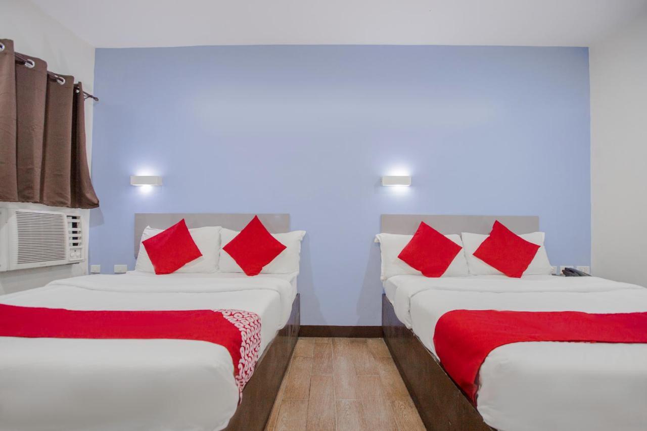 Oyo 637 Fox Hotel Quezon City Dış mekan fotoğraf