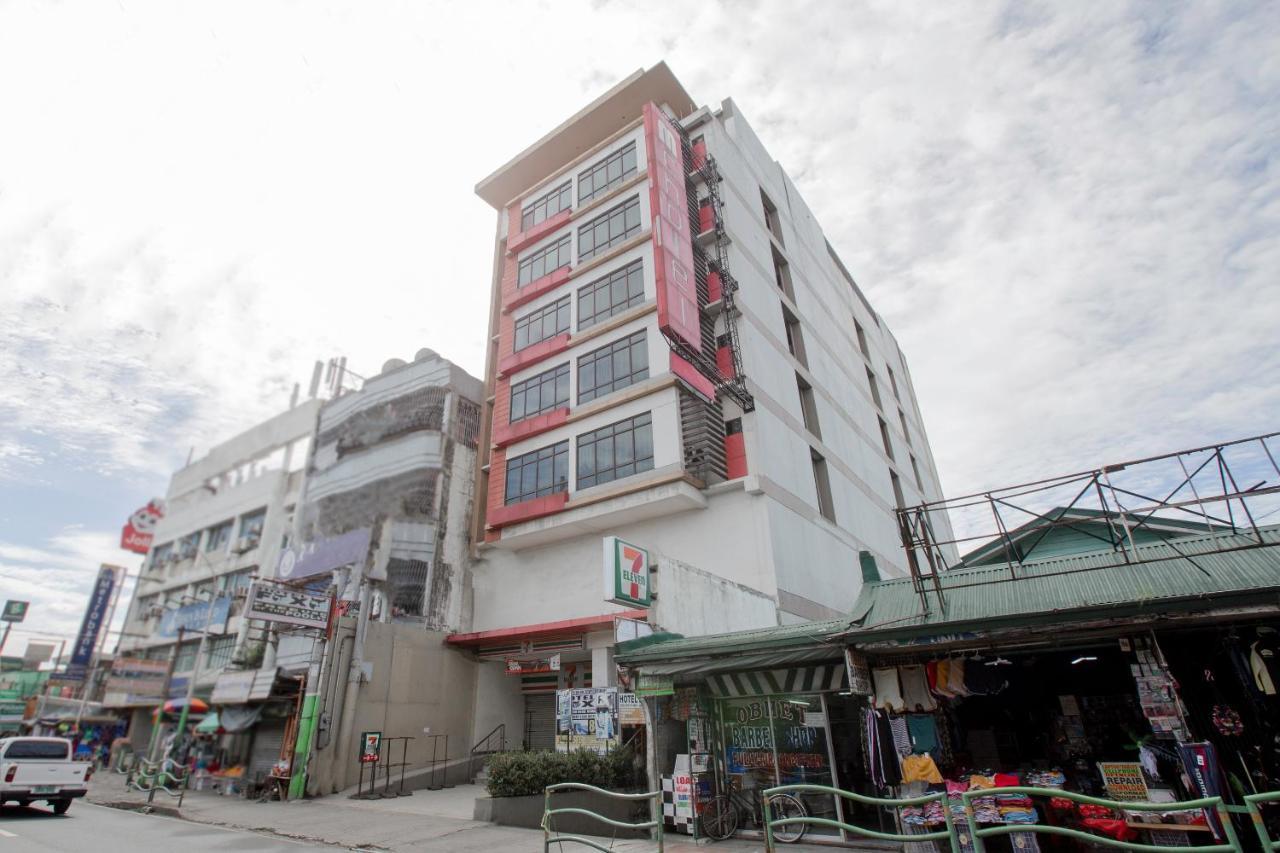 Oyo 637 Fox Hotel Quezon City Dış mekan fotoğraf