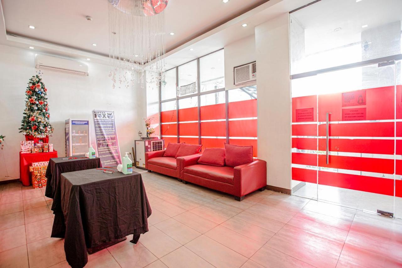 Oyo 637 Fox Hotel Quezon City Dış mekan fotoğraf