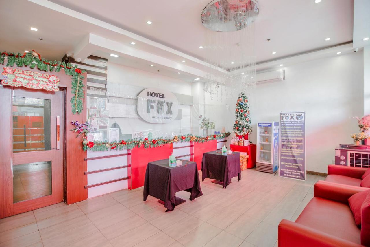 Oyo 637 Fox Hotel Quezon City Dış mekan fotoğraf