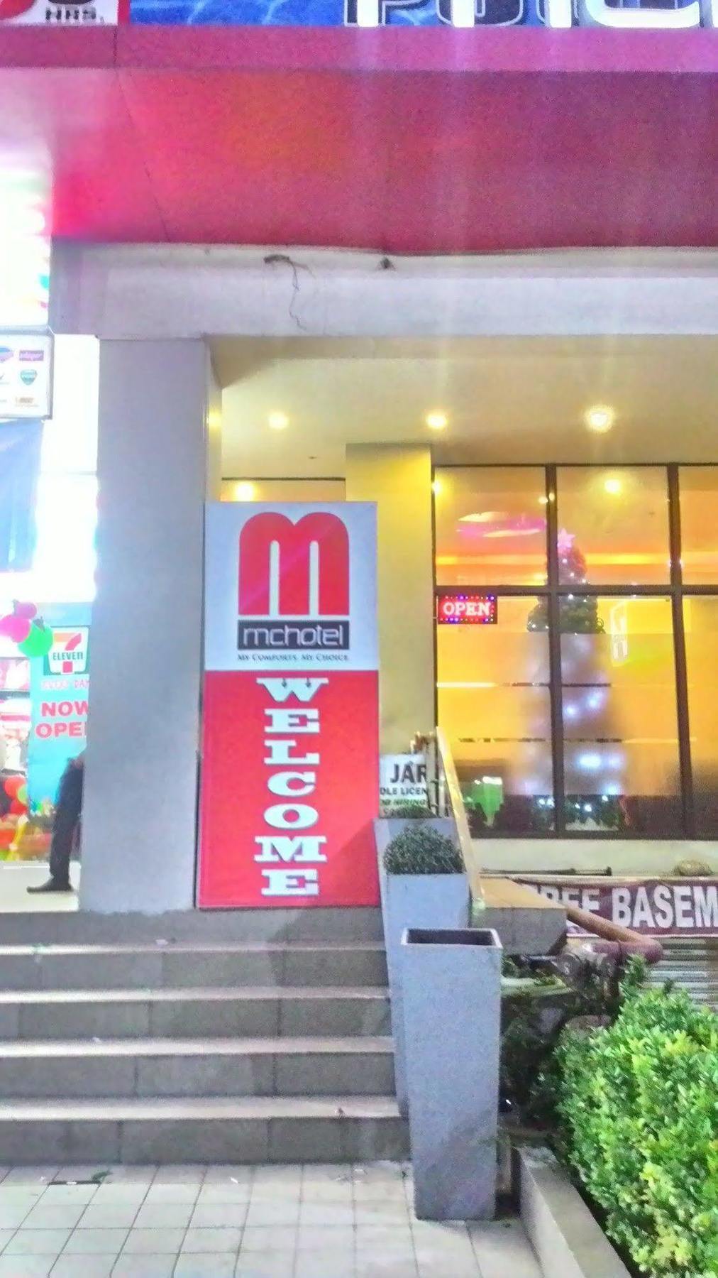 Oyo 637 Fox Hotel Quezon City Dış mekan fotoğraf